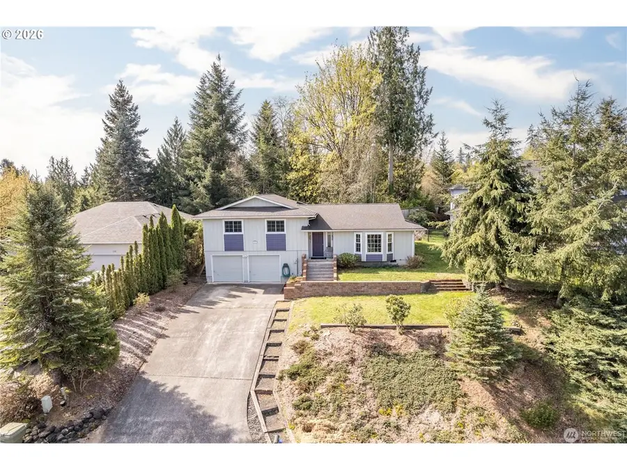 240 St James Pl, Longview, WA 98632 - #3