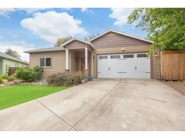 113 Chelsea Ct, Phoenix, OR 97535