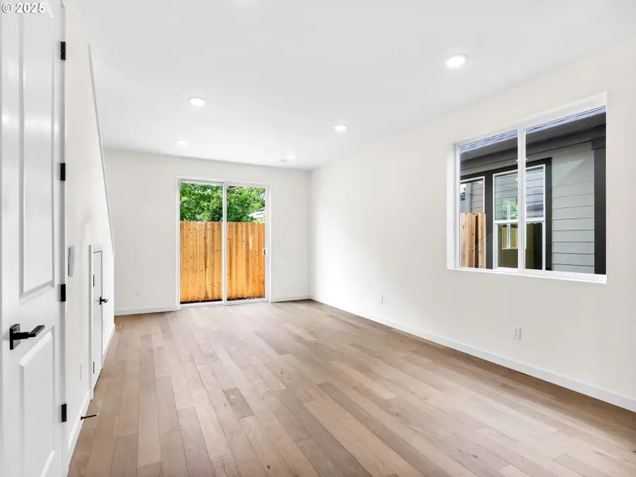 6721 SE Gladstone St, Portland, OR 97206 - Image #3