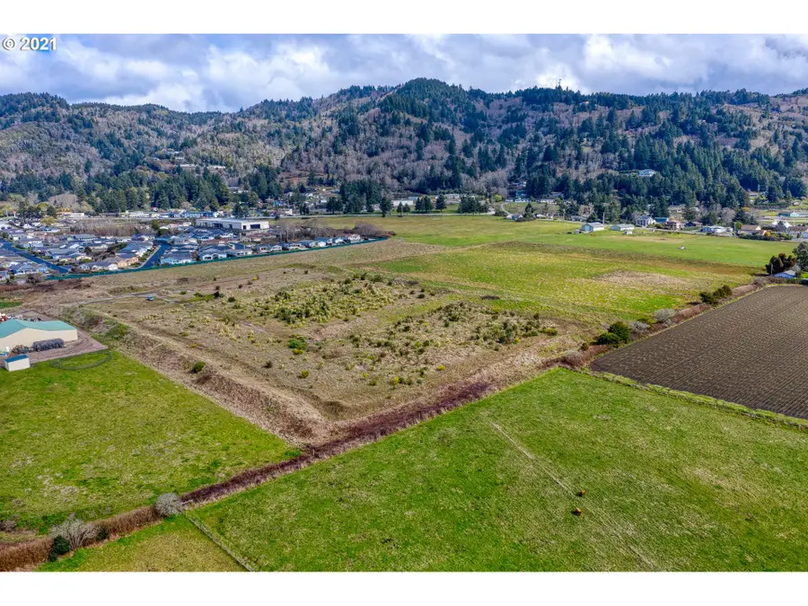 Olsen Ln #103, Brookings, OR 97415 - #3