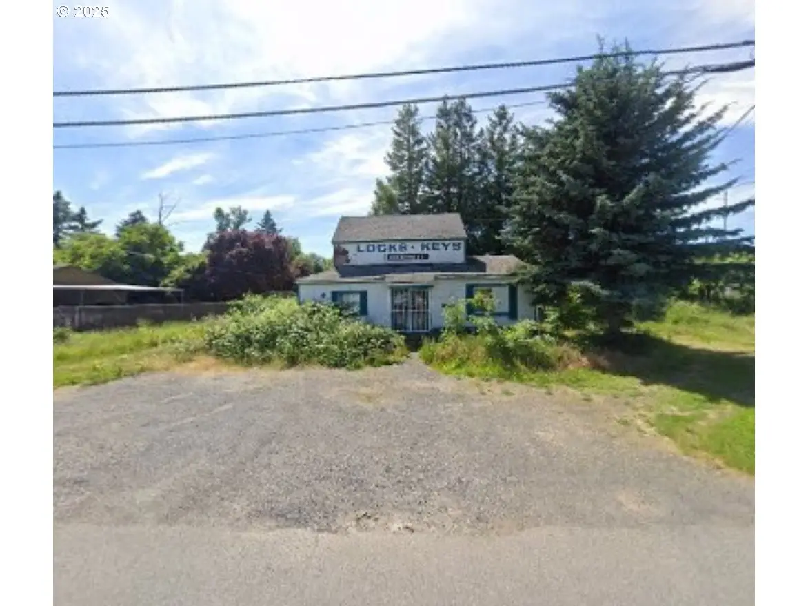 9301 SE Wichita Ave, Milwaukie, OR 97222 - Image #1