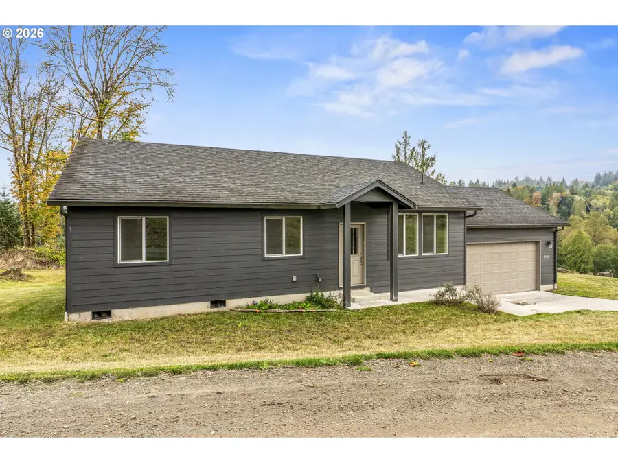 518 Clark Creek Rd, Longview, WA 98632 - #2