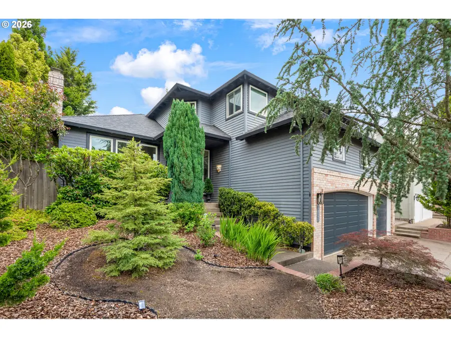 5825 Ridgetop Ct, Lake Oswego, OR 97035 - #2