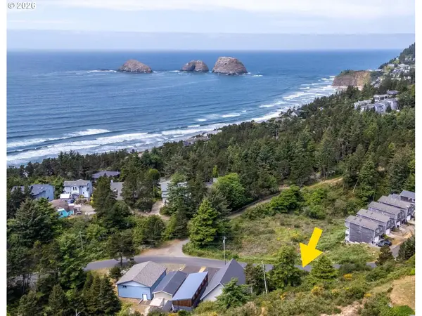 2100 Grand Ave, Oceanside, OR 97134