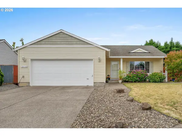 33720 SE Barbara Ct, Scappoose, OR 97056