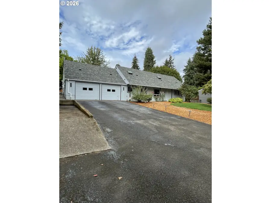 9885 SW Sattler St, Tigard, OR 97224 - #3