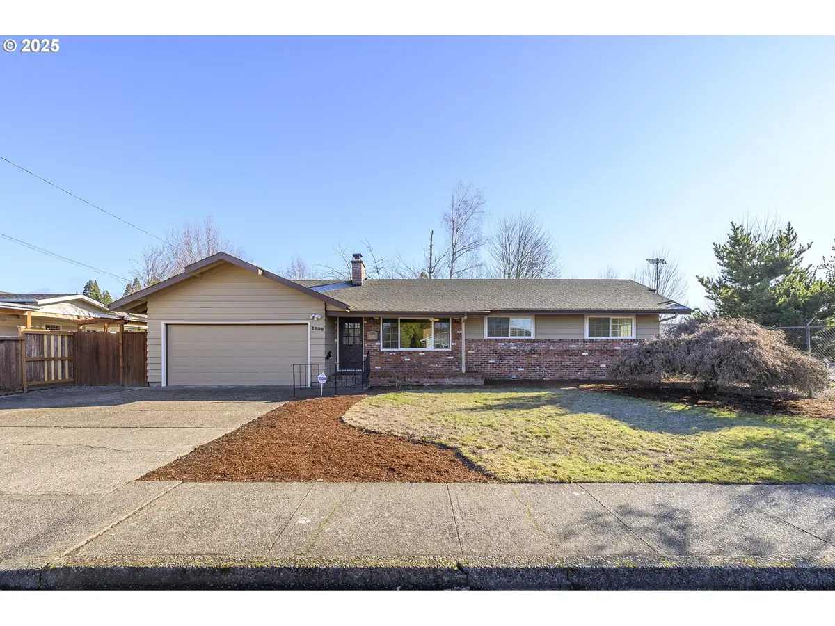 1736 NE Hembree St, McMinnville, OR 97128 - Image #1