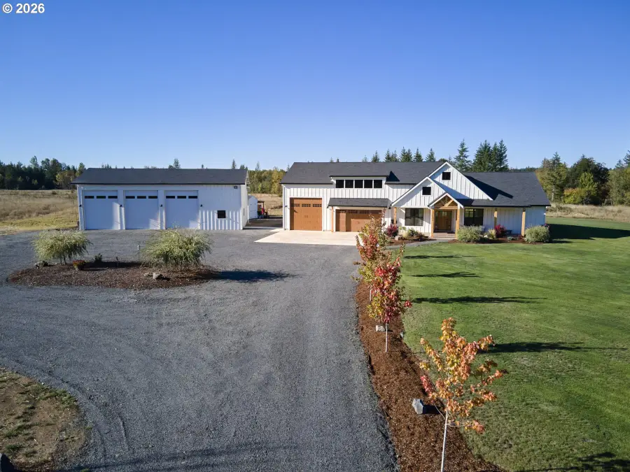 422 Park Rd, Winlock, WA 98596 - #3