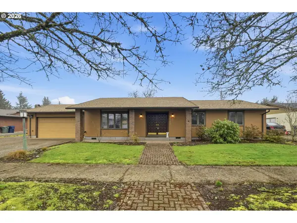 2555 15th St, Springfield, OR 97477