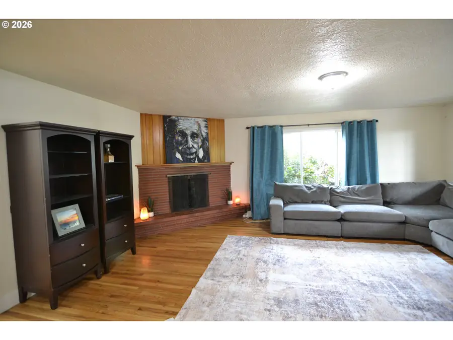 1005 Glenview Way, Salem, OR 97304 - #2