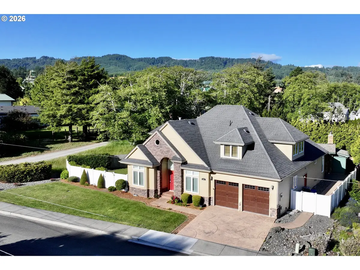 17199 S Passley Rd, Brookings, OR 97415 - #1