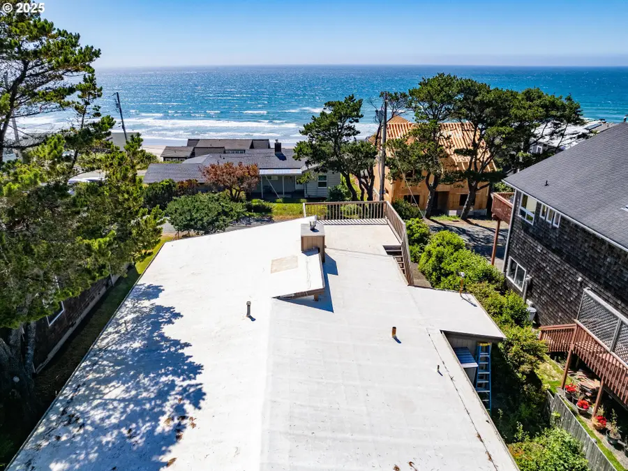 4463 Pacific, Cannon Beach, OR 97110 - Image #2