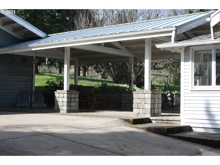 20275 NW Bishop Scott Rd, Yamhill, OR 97148 - #3