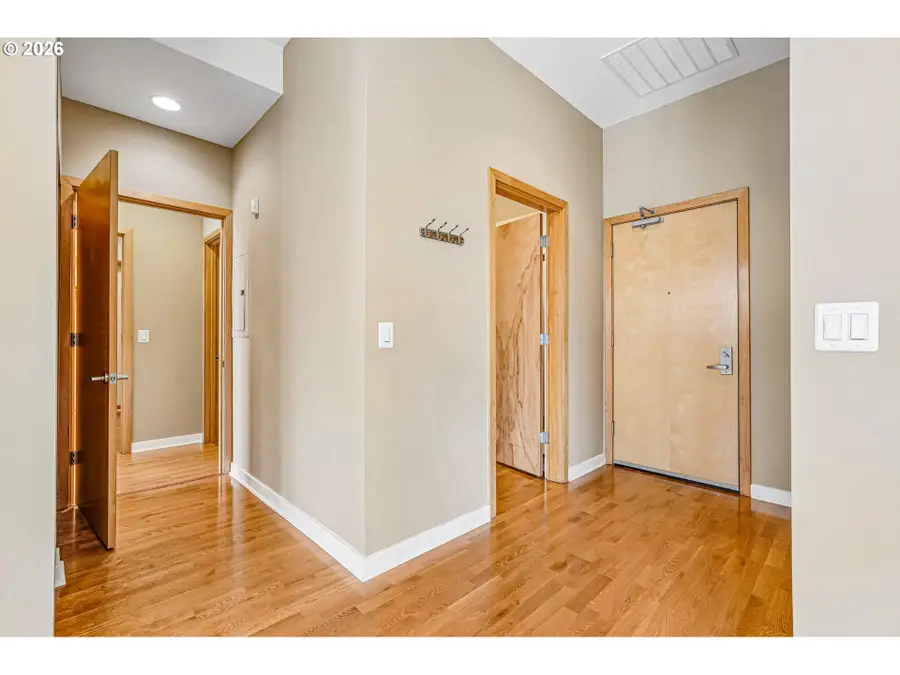 821 NW 11th Ave #609, Portland, OR 97209 - #3