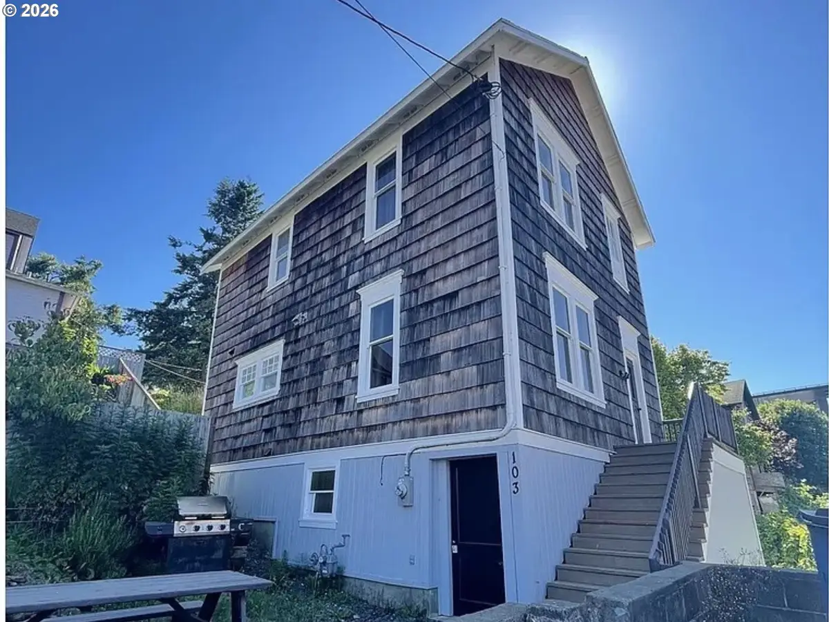103 Washington St #1, Astoria, OR 97103 - #1