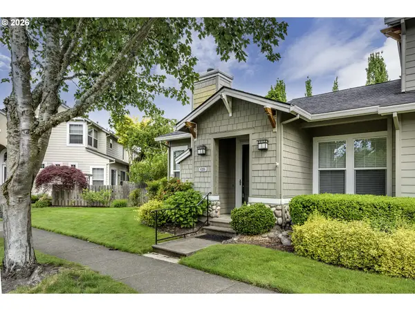 6235 NE Rosebay Dr, Hillsboro, OR 97124