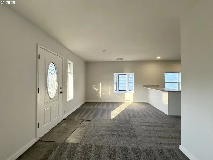 360 27th Ave, Longview, WA 98632 - #3