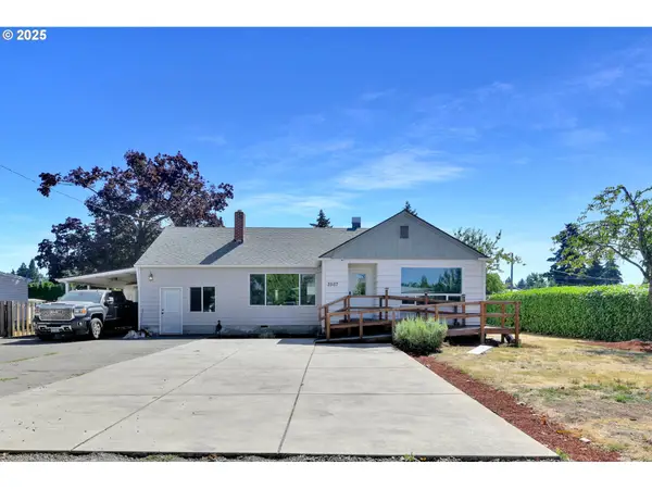 2567 Game Farm Rd, Springfield, OR 97477