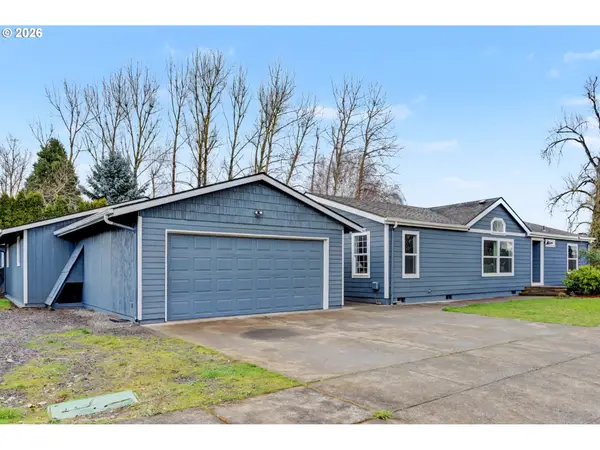 130 N Noble Ave, Stayton, OR 97383