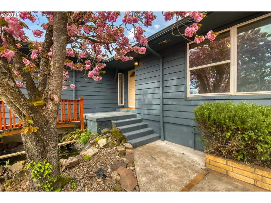 29729 SW Old Well Rd, Northwest Clackamas, OR 97068 - #3