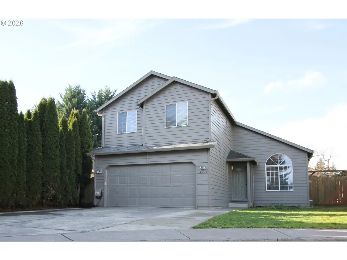 14225 SE Center St, Portland, OR 97236 - #1
