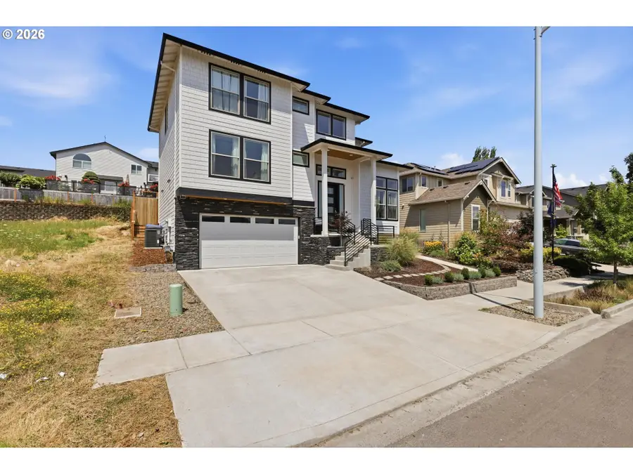 3779 SW Mckinley St, Gresham, OR 97080 - #3