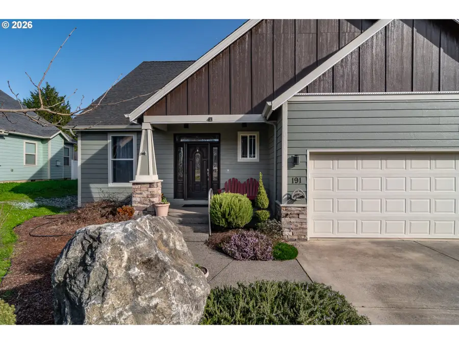 191 SE Callaham Ct, Myrtle Creek, OR 97457 - Image #3