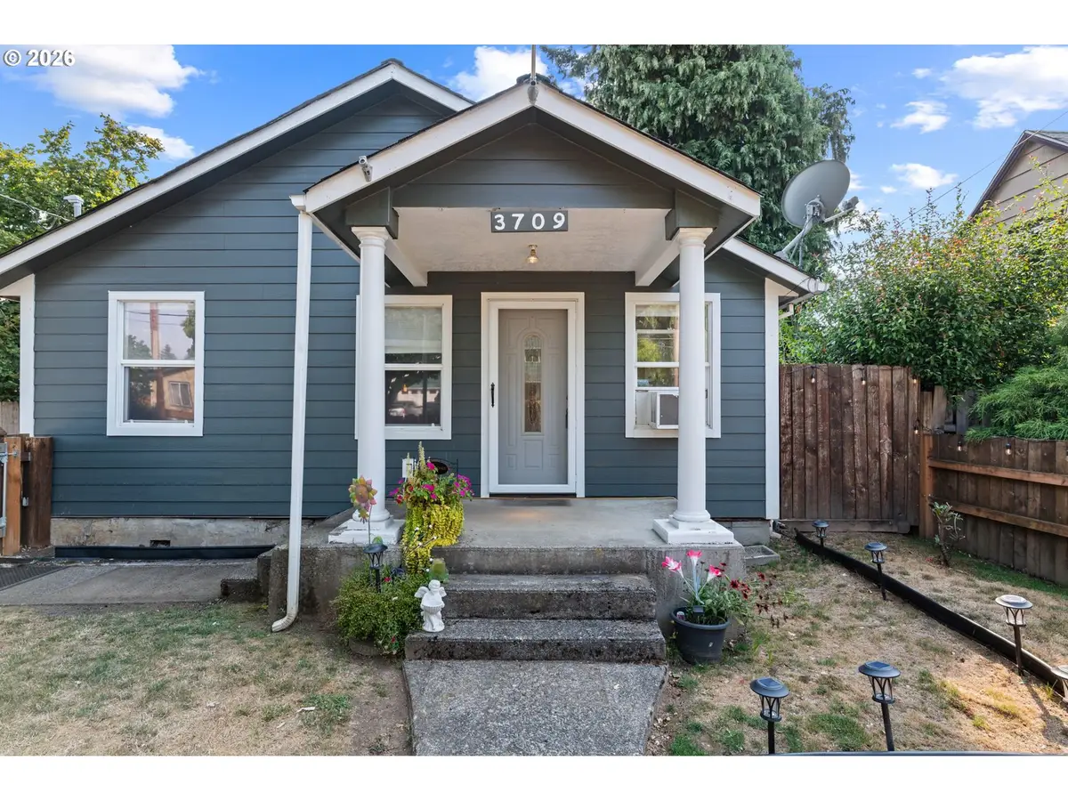 3709 U St, Vancouver, WA 98663 - #1