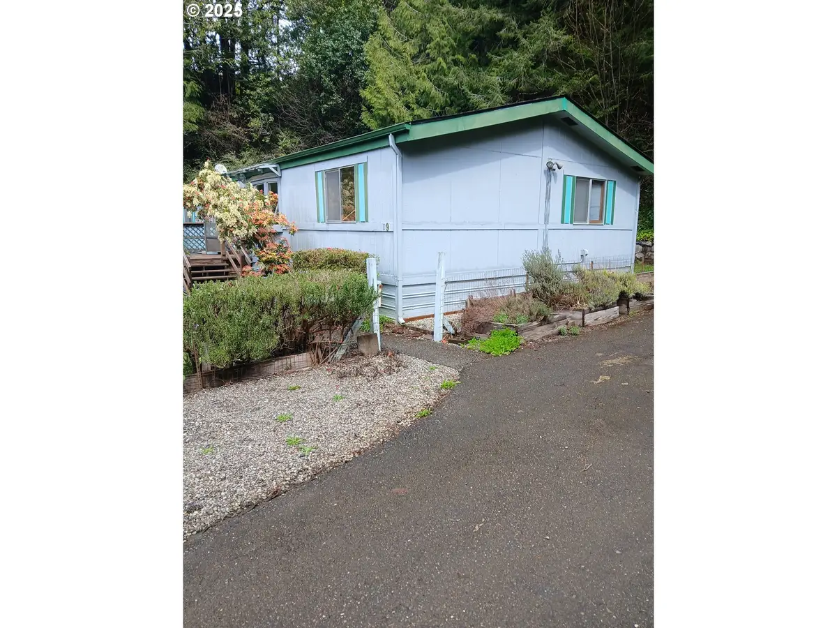 1050 N Cedar Point Rd, Coquille, OR 97423 - Image #1
