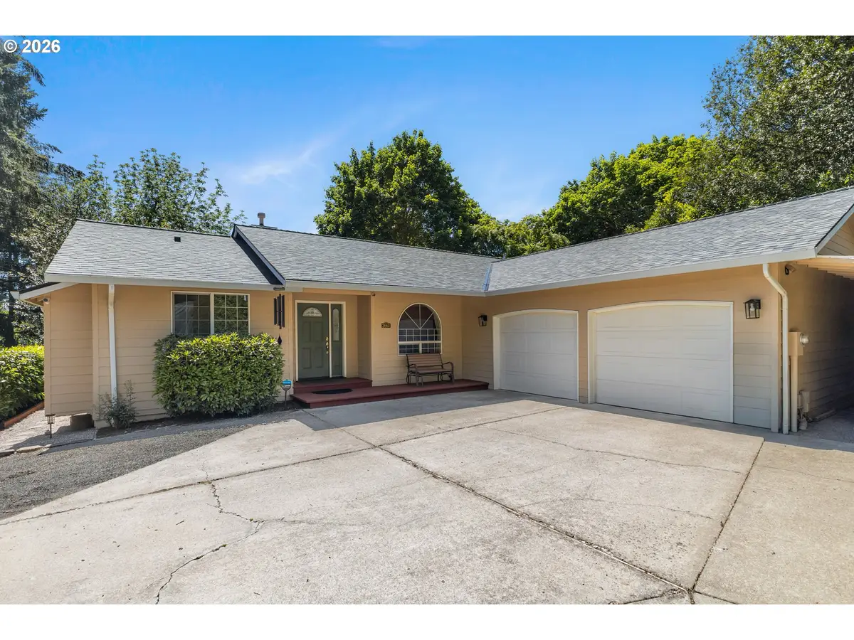 2660 SW Hume Ct, Portland, OR 97219 - #1
