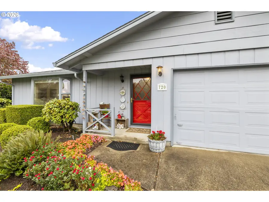 720 NE 14th Ave, Canby, OR 97013 - #3