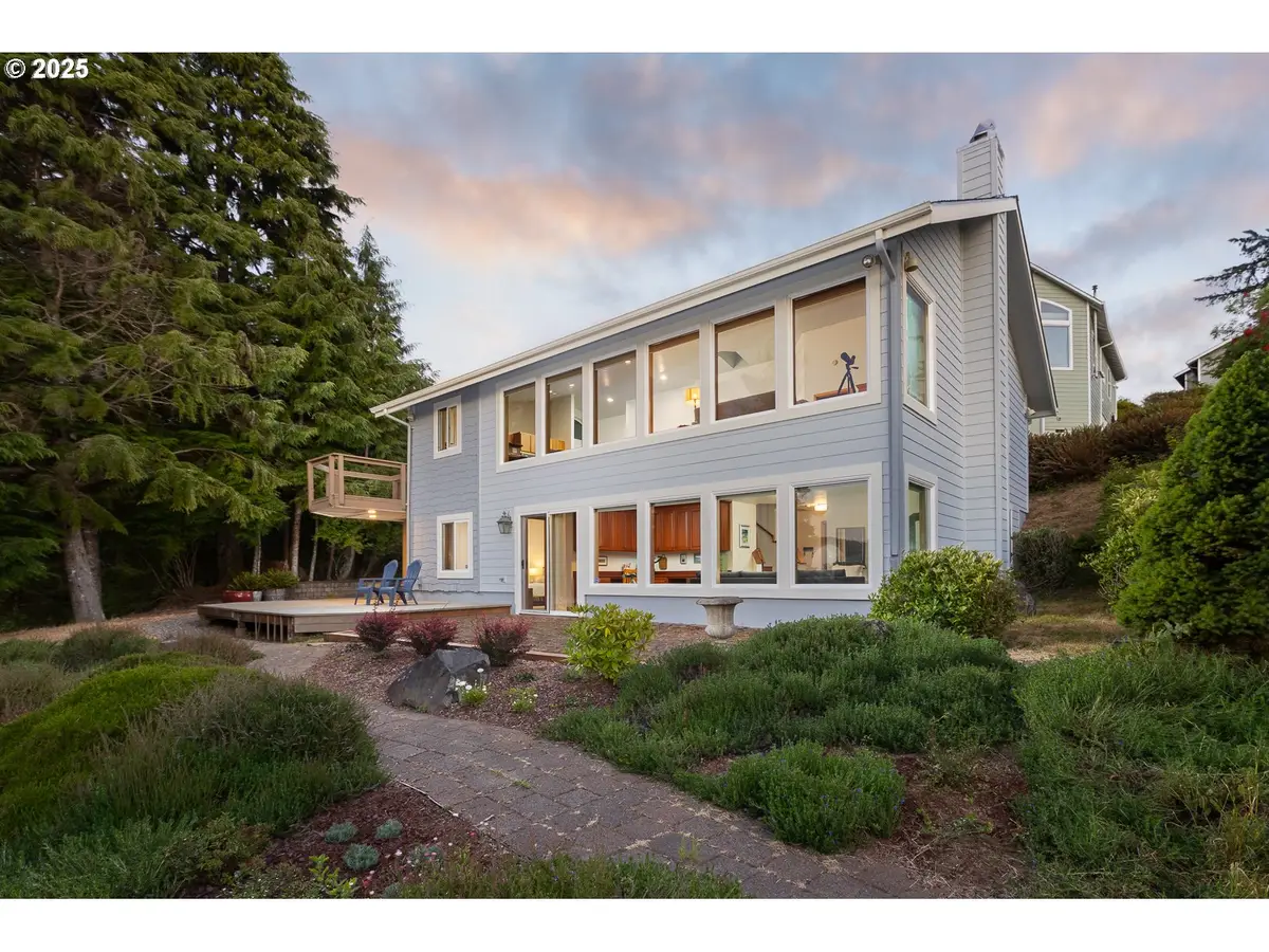 7700 Simmons Rd, Pacific City, OR 97135 - Image #1