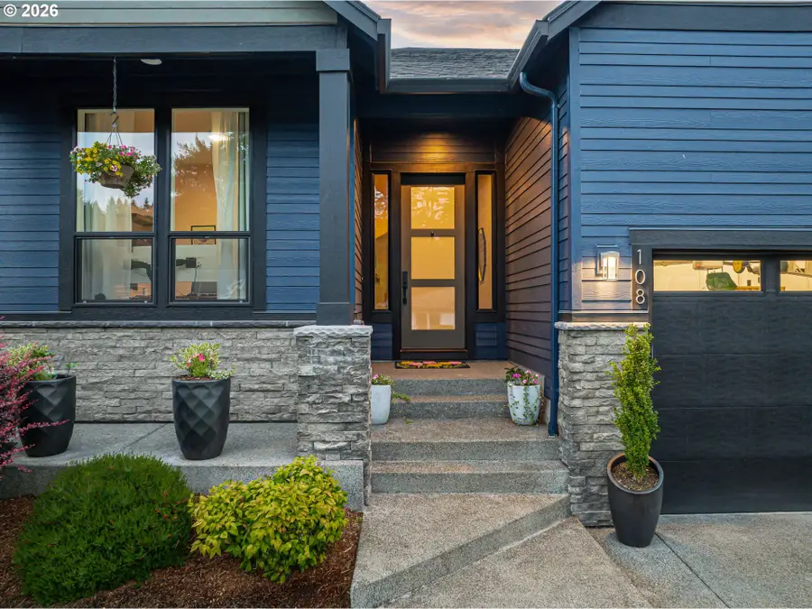 108 W 16th St, La Center, WA 98629 - #2