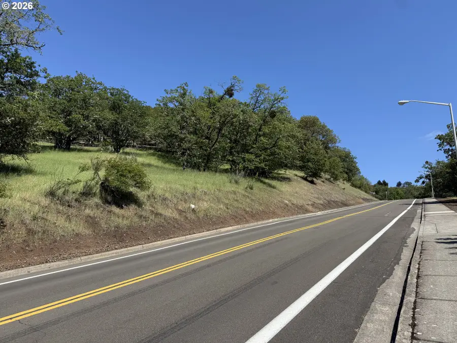 0 NE Rocky Ridge Dr, Roseburg, OR 97470 - #3