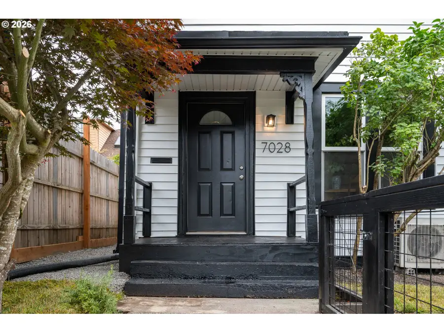 7028 N Saint Louis Ave, Portland, OR 97203 - #2