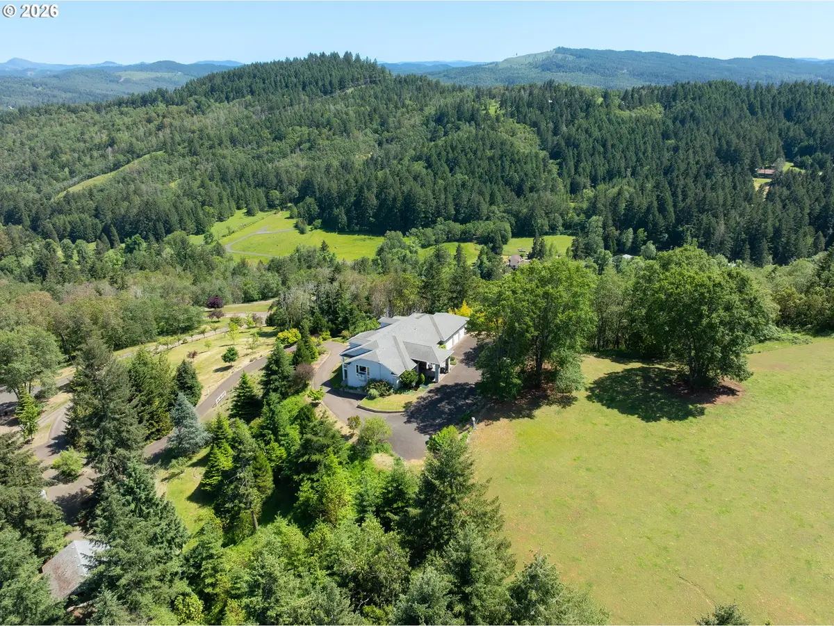 462 Lillian Ln, Roseburg, OR 97471 - #1