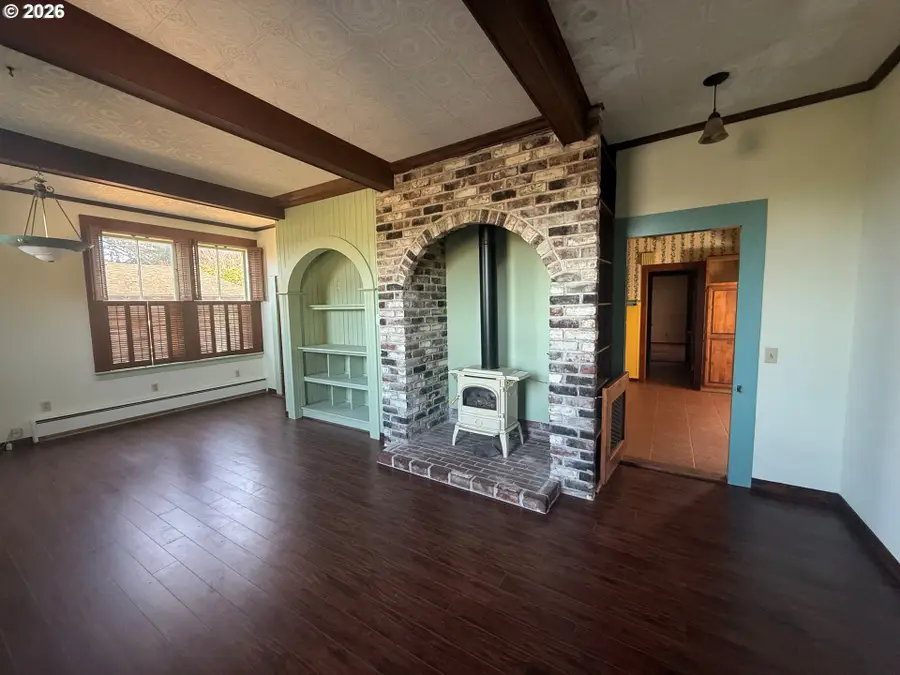 573 S 12th St, Coos Bay, OR 97420 - #2