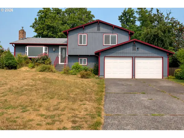 2208 NW 102nd St, Vancouver, WA 98685
