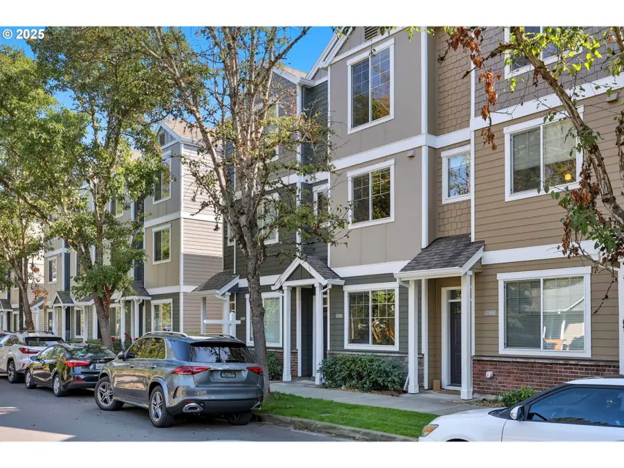 10482 SW 90th Ave, Tigard, OR 97223 - Image #3