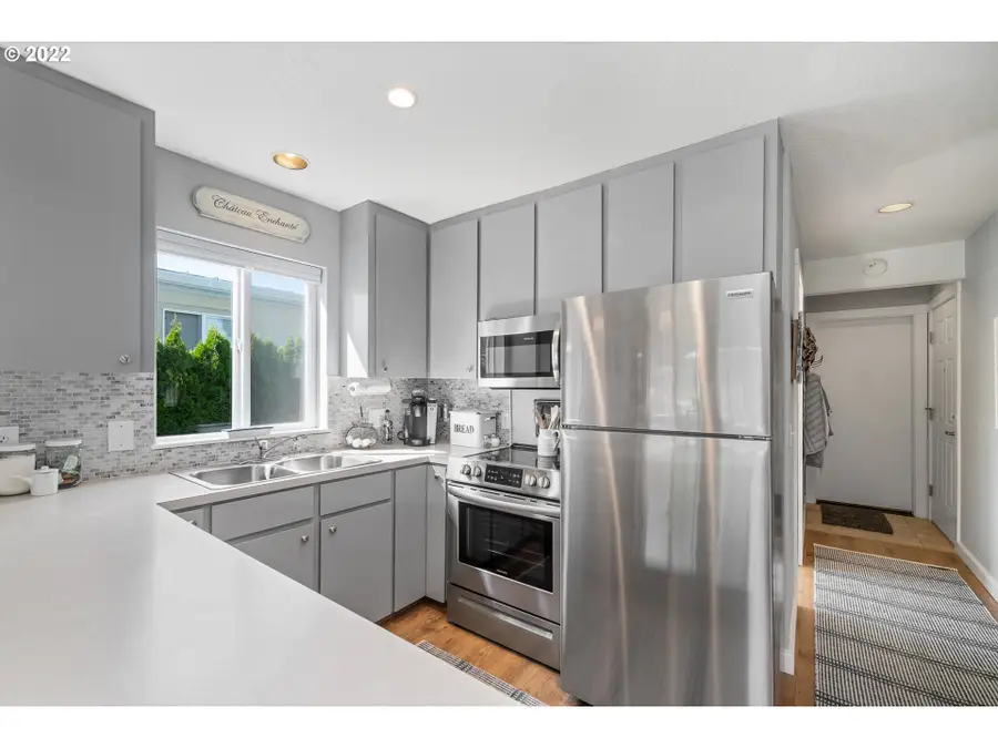 250 N Harbor St, Rockaway Beach, OR 97136 - Image #2