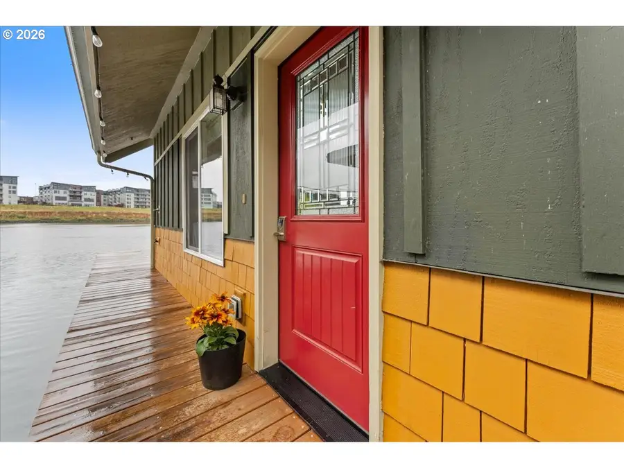 11700 N Island Cove Ln, Portland, OR 97217 - #2