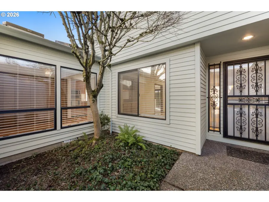 15616 NE Tillamook St, Portland, OR 97230 - Image #3