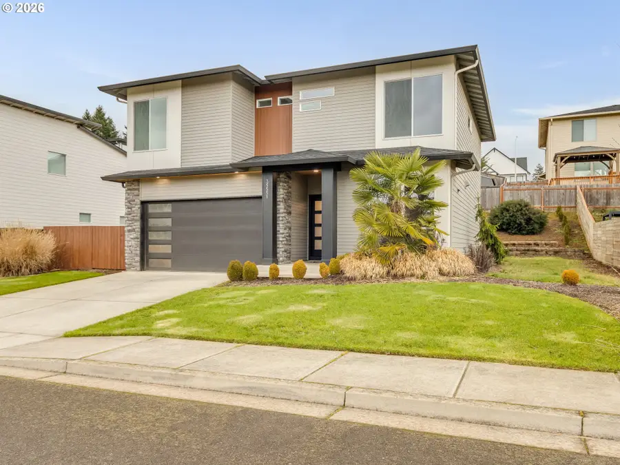 35551 Portland View Dr, Saint Helens, OR 97051 - #2