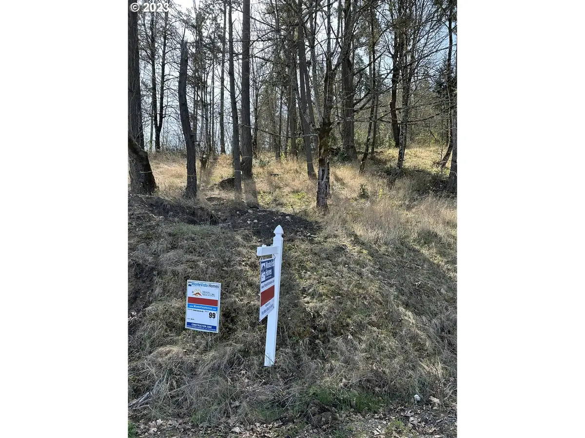 2646 Cascara Dr, Eugene, OR 97403 - Image #1