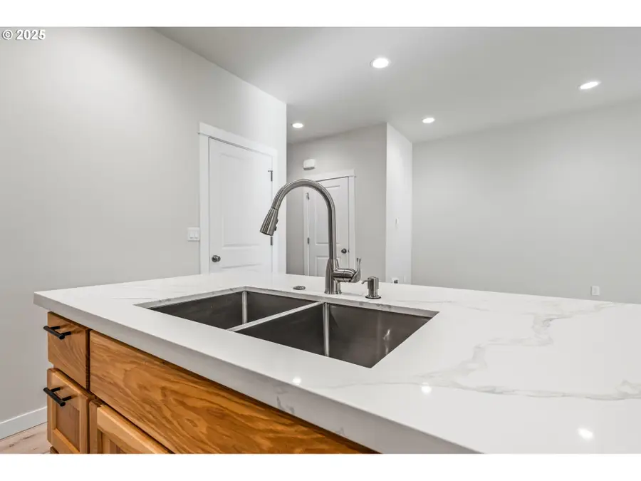 3619 Green River Rd, Sweet Home, OR 97386 - #3