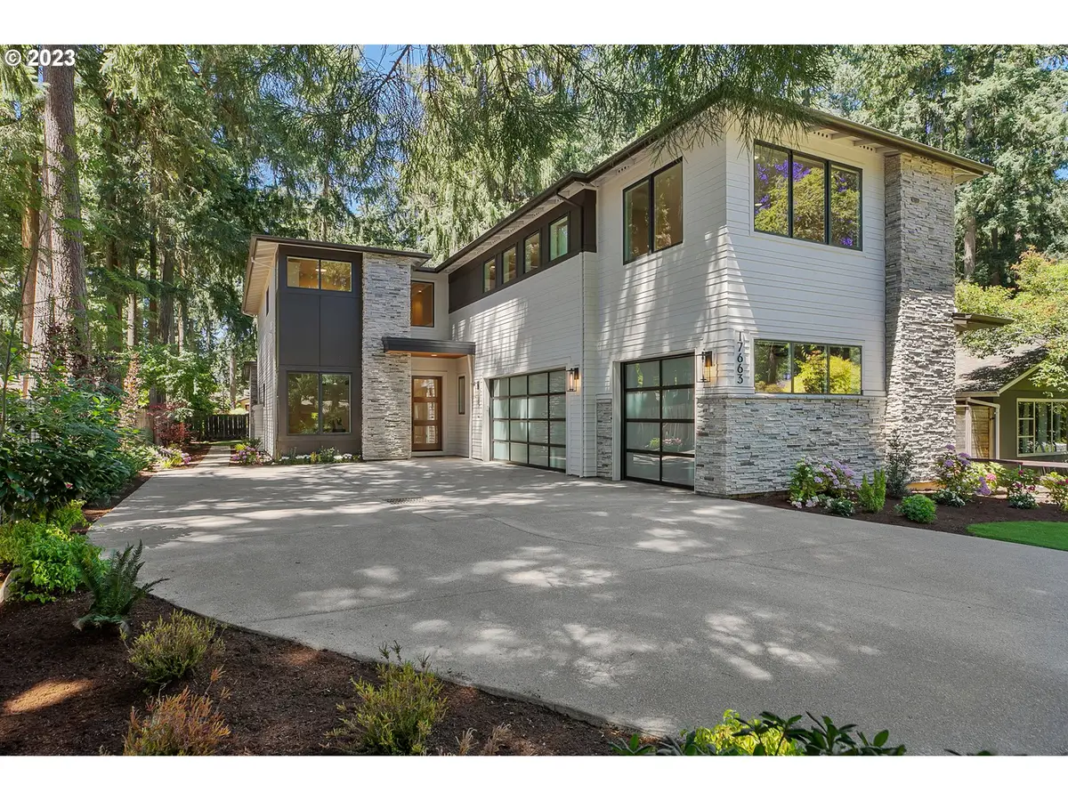 17663 Hill Way, Lake Oswego, OR 97035 - Image #1