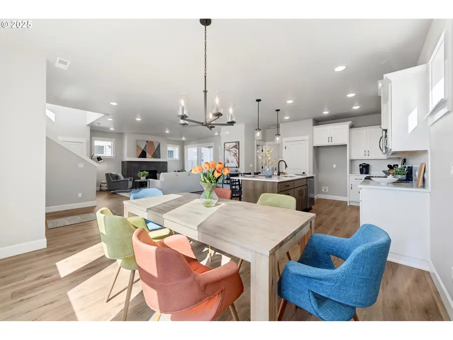 18155 SW Aspen Butte Ln, Beaverton, OR 97007 - Image #2