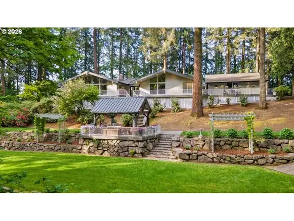 12410 NW 11th Ct, Vancouver, WA 98685
