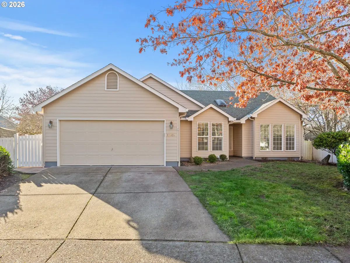 16909 SE 31st St, Vancouver, WA 98683 - Image #1