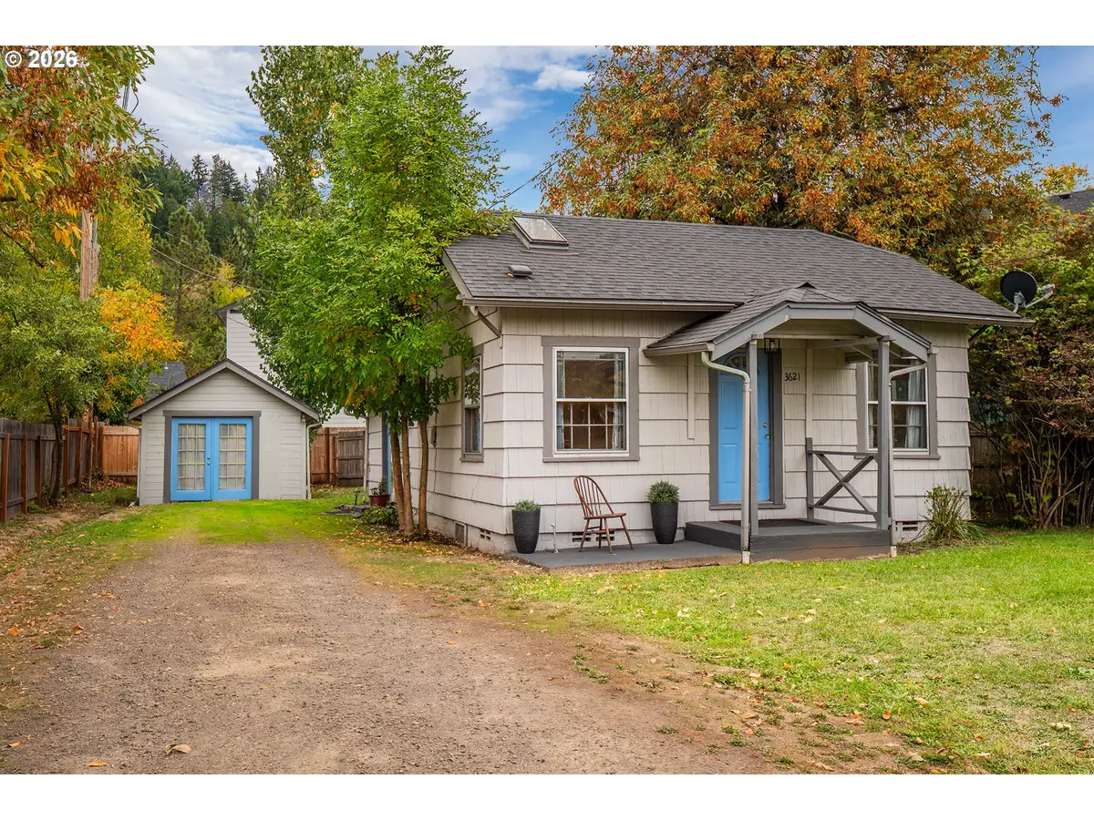 3621 E Amazon Dr, Eugene, OR 97405 - #1